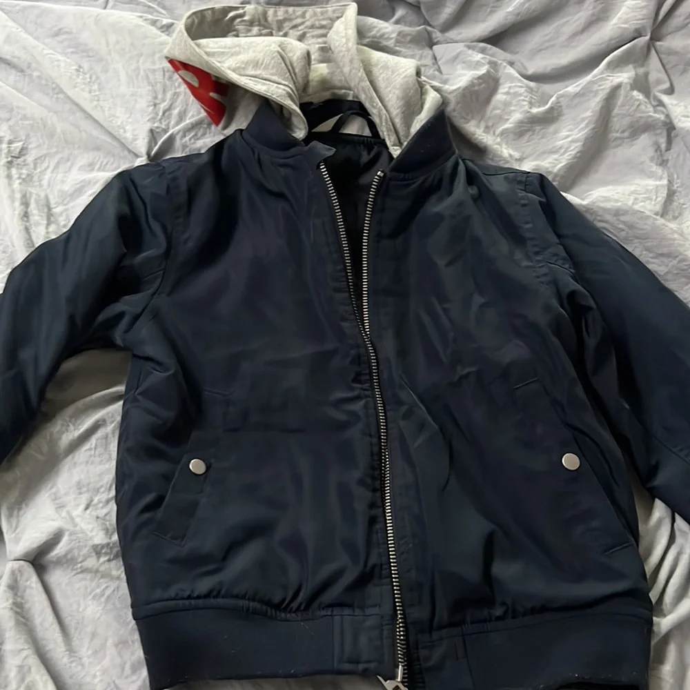 Marvel jacket - Picture 3 of 8
